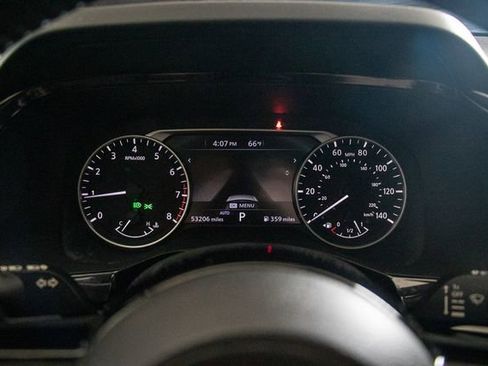 Used 2023 Nissan Pathfinder SV AWD/4WD image 29