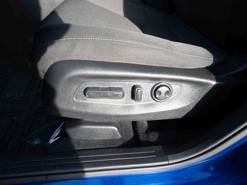 Certified 2024 Honda CR-V EX image 12