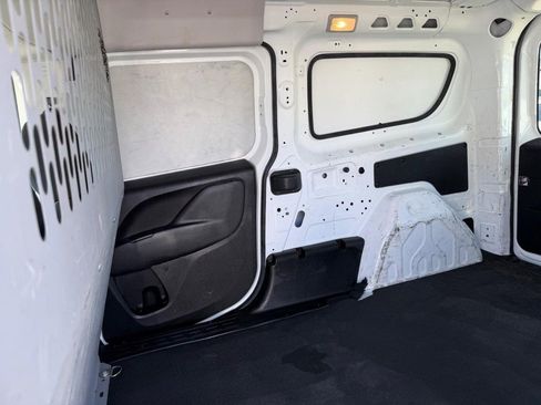 Used 2019 RAM ProMaster City Tradesman FWD image 22