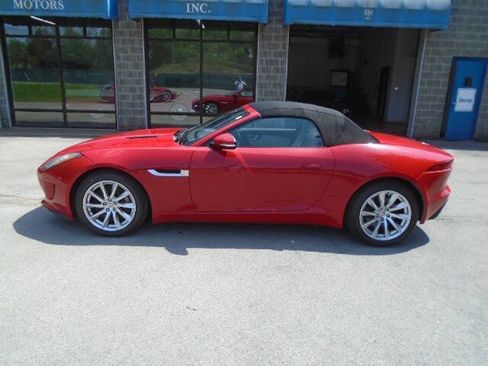Used 2016 Jaguar F-TYPE Convertible RWD image 8