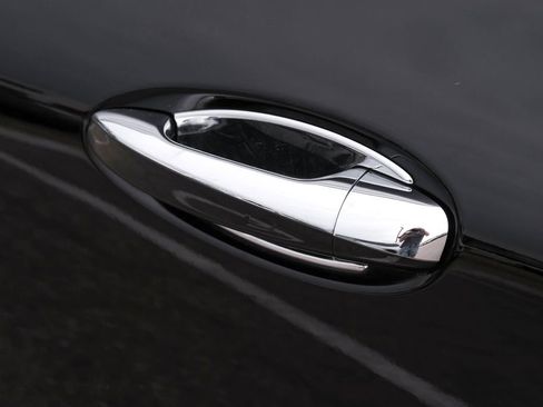 Used 2018 Mercedes-Benz E 400 Cabriolet image 26