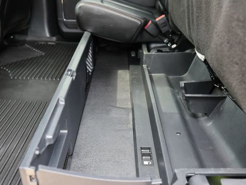 Used 2021 Ford F350 Platinum w/ FX4 Off-Road Package AWD/4WD image 36