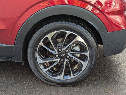 Used 2023 Chevrolet Bolt EUV Premier FWD image 3