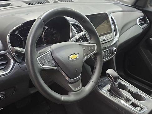 Used 2023 Chevrolet Equinox LT image 18
