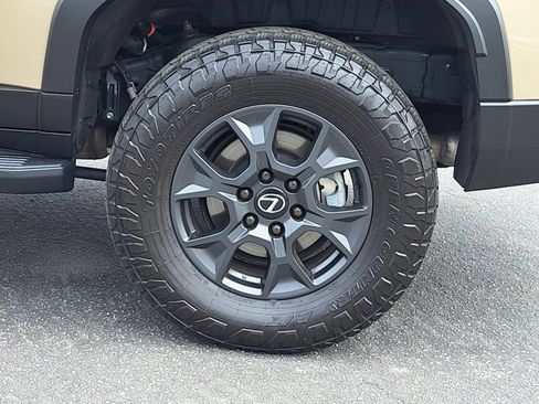 Used 2025 Lexus GX 550 AWD/4WD image 35