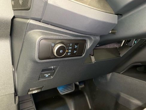New 2025 Ford Bronco Badlands AWD/4WD image 17