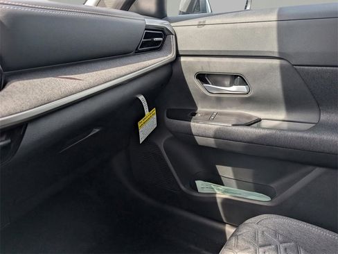 New 2026 Nissan Kicks SV image 29