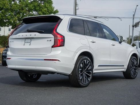 New 2026 Volvo XC90 B6 Ultra w/ Protection Package Premier image 4