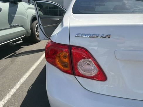 Used 2009 Toyota Corolla LE image 3