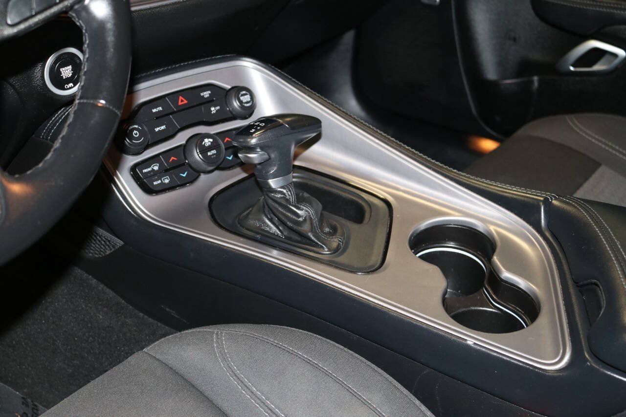 Used 2023 Dodge Challenger SXT RWD image 48