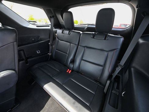 Certified 2025 Ford Explorer ST AWD/4WD image 24
