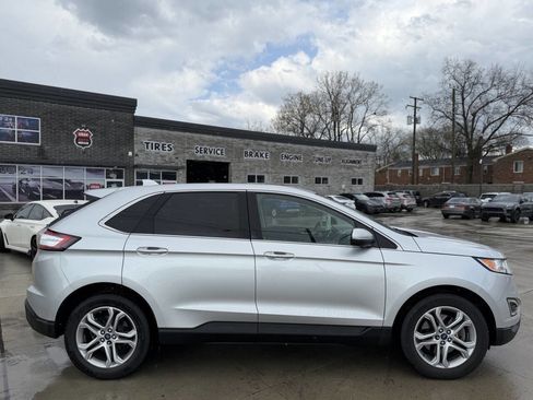 Used 2018 Ford Edge Titanium AWD/4WD image 8