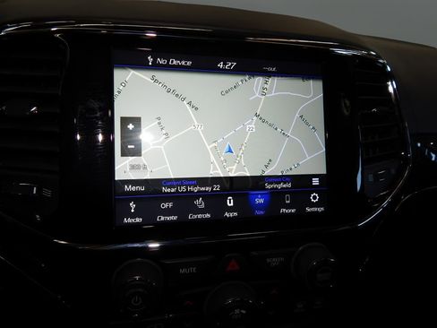 Used 2021 Jeep Grand Cherokee SRT image 29