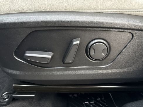 Certified 2023 Hyundai Tucson Limited w/ Cargo Package image 13