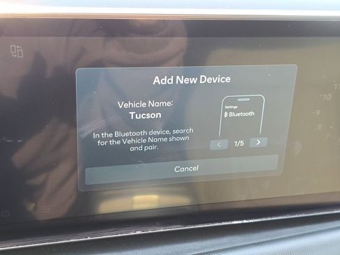 Used 2025 Hyundai Tucson SE image 9