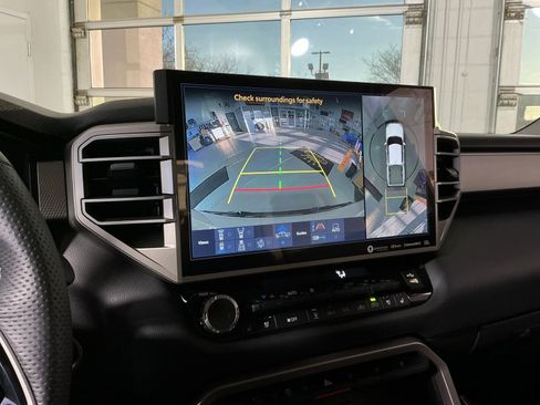 Used 2024 Toyota Tundra Limited image 27