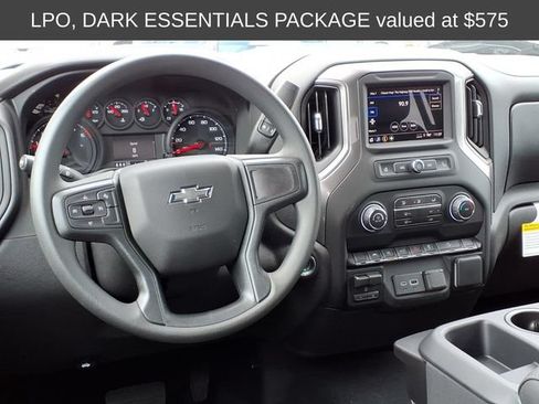 New 2026 Chevrolet Silverado 1500 Custom Trail Boss w/ LPO, Dark Essentials Package AWD/4WD image 7