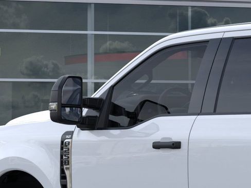 New 2026 Ford F250 XLT image 20