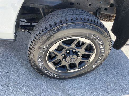 Used 2025 RAM 2500 Laramie AWD/4WD image 36