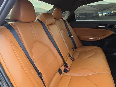 Used 2019 Toyota Avalon Limited FWD image 17