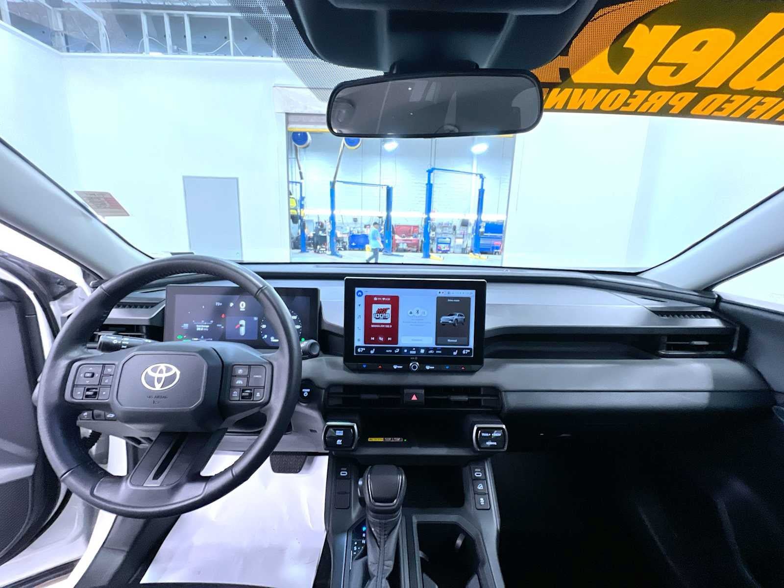 Used 2026 Toyota RAV4 XLE Premium AWD/4WD image 23