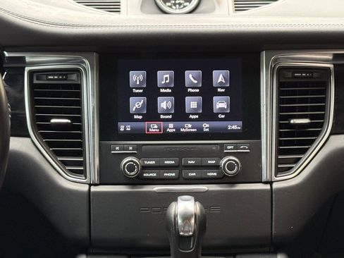 Used 2018 Porsche Macan GTS image 33