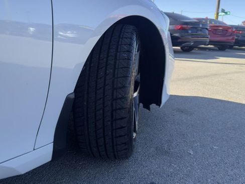 Used 2022 Honda Accord Sport image 9