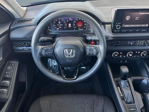 Certified 2025 Honda Accord LX image 27