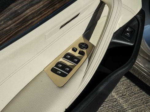 Used 2018 BMW 530i 530i w/ Premium Package image 42