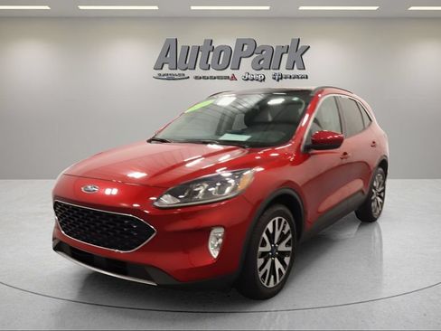Used 2020 Ford Escape SEL AWD/4WD image 3