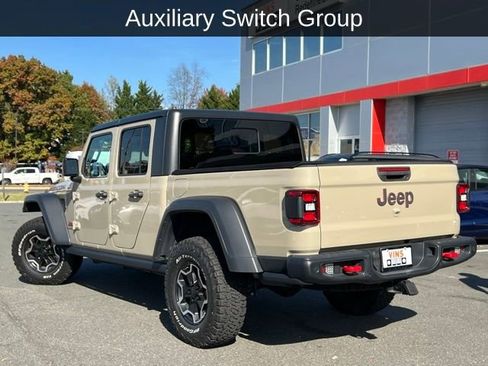 Used 2020 Jeep Gladiator Rubicon w/ Dual Top Group image 10