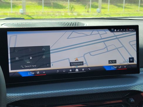 New 2026 BMW 330i Sedan w/ Convenience Package RWD image 18