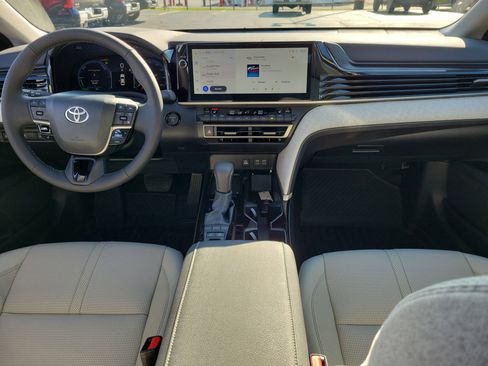 New 2026 Toyota Camry XLE FWD image 9