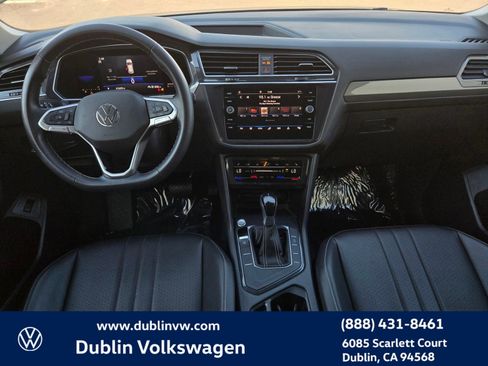 Certified 2022 Volkswagen Tiguan SE image 16