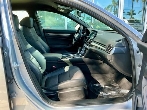 Used 2022 Honda Accord Sport image 13