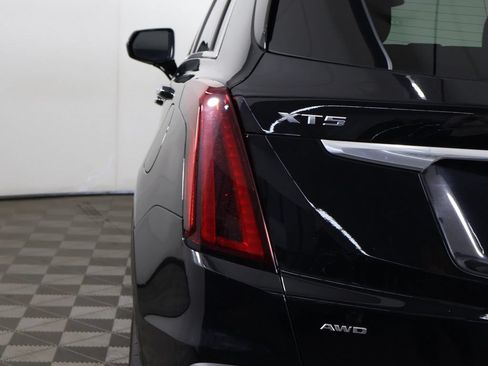 Used 2024 Cadillac XT5 Premium Luxury AWD/4WD image 17