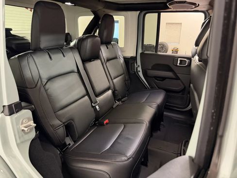 Used 2023 Jeep Wrangler Unlimited Rubicon 392 w/ Dual Top Group AWD/4WD image 35