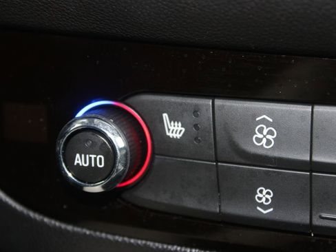 Used 2023 Buick Enclave Essence FWD image 45