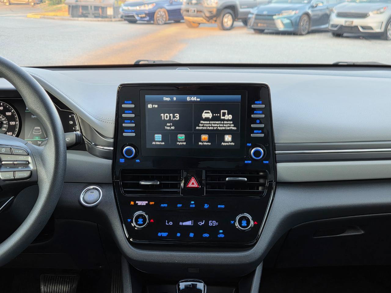 Used 2020 Hyundai Ioniq Blue FWD image 25