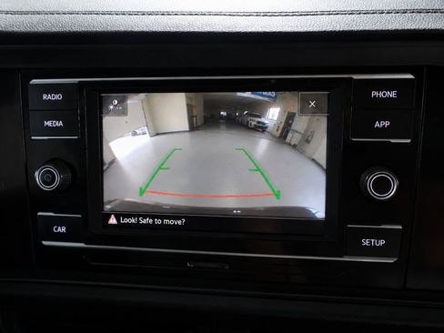 Used 2019 Volkswagen Jetta GLI FWD image 30