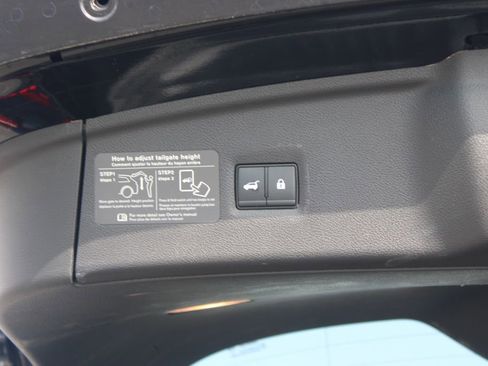 Used 2025 INFINITI QX55 Luxe w/ Accent Package AWD/4WD image 16