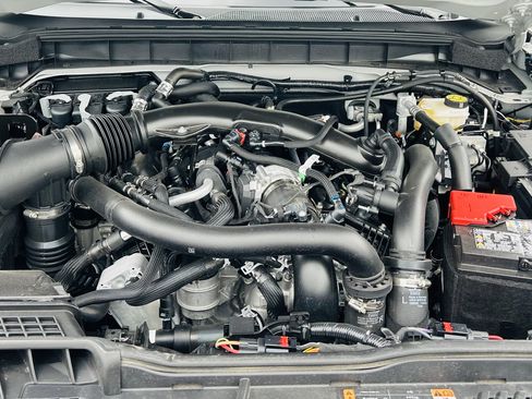 New 2026 Ford Bronco Raptor w/ Interior Carbon Fiber Pack AWD/4WD image 21