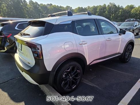 Certified 2026 Nissan Kicks SR FWD image 4