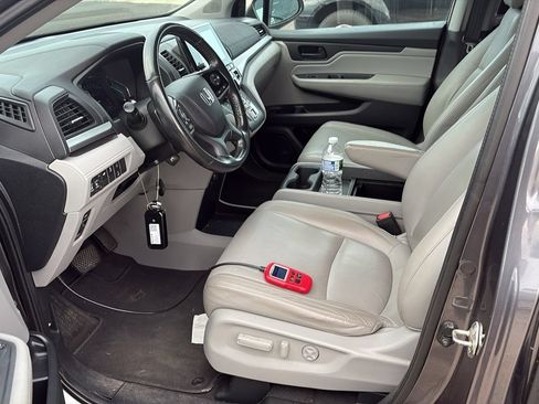 Used 2018 Honda Odyssey EX-L image 6