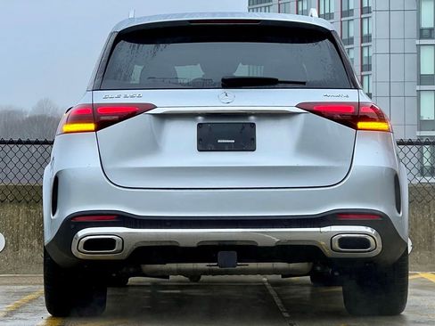 Certified 2025 Mercedes-Benz GLE 350 4MATIC image 6