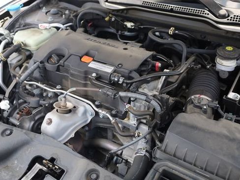 Used 2020 Honda Civic Sport image 9