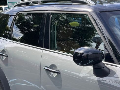 Used 2022 MINI Cooper Countryman S w/ Convenience Package AWD/4WD image 3