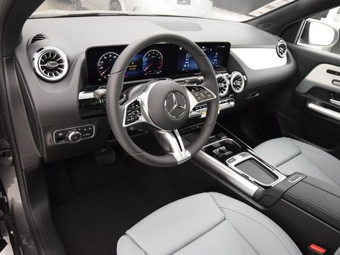 New 2026 Mercedes-Benz GLA 250 image 21