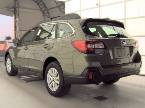 Used 2019 Subaru Outback 2.5i AWD/4WD image 20