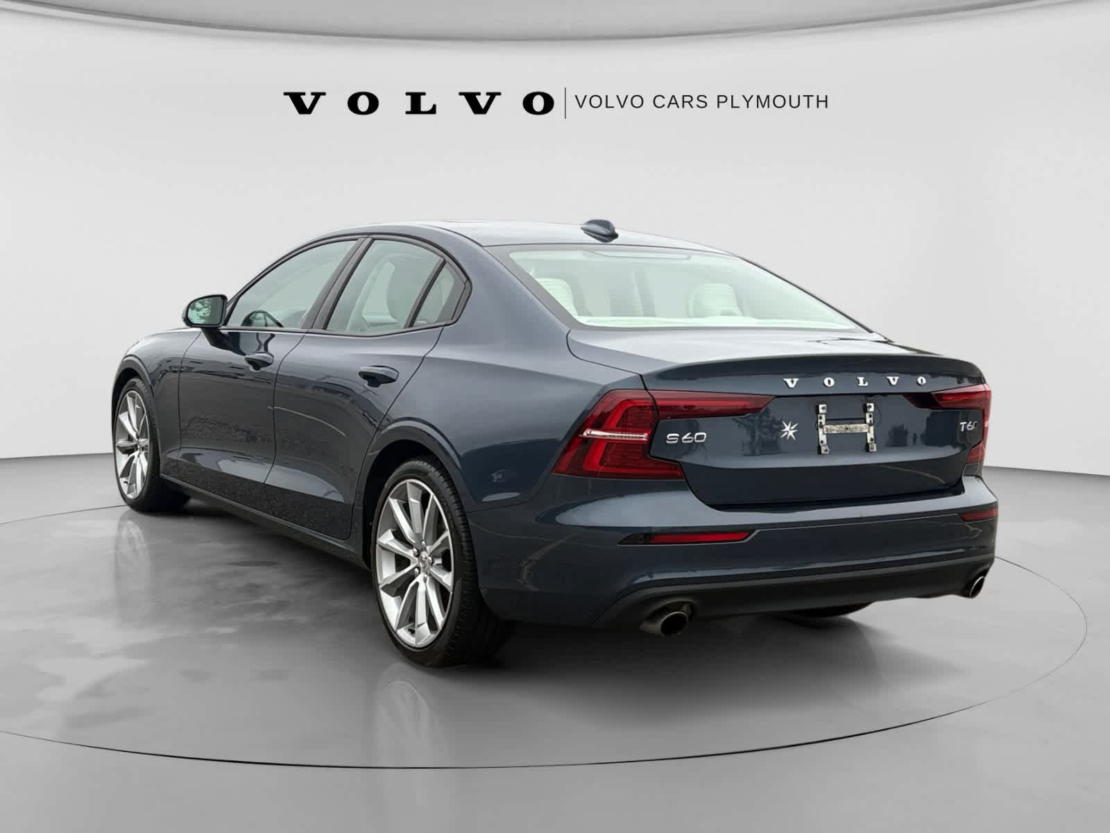 Used 2021 Volvo S60 T6 Momentum w/ Premium Package AWD/4WD image 5
